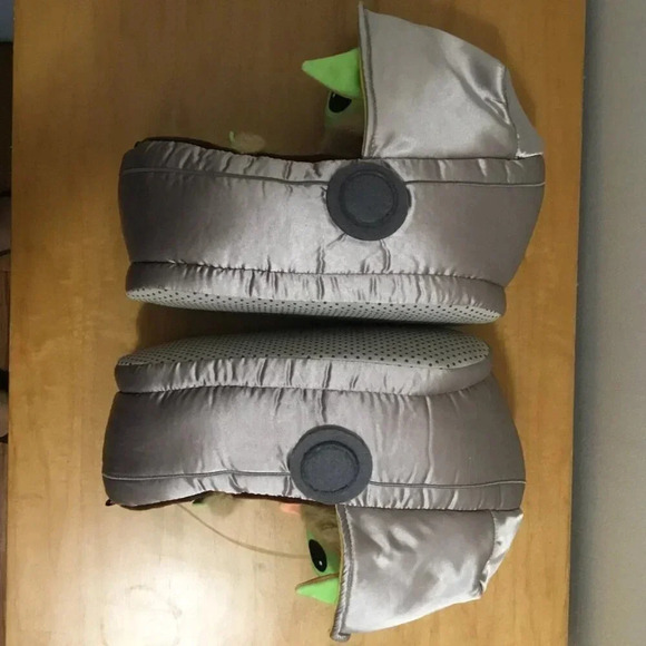 Star Wars™ Grogu Slippers Toddler Kids | Gap Size 5/6 - Picture 3 of 5
